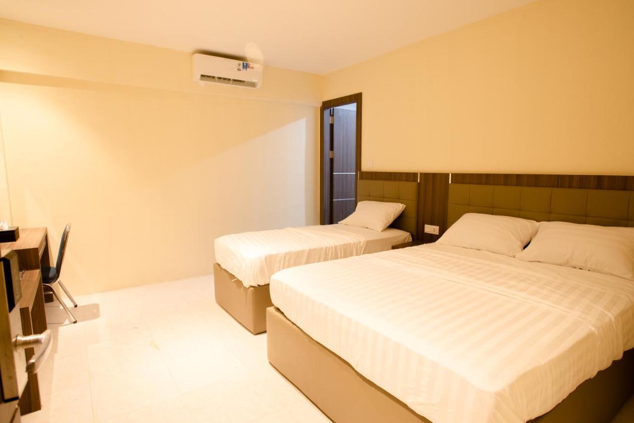Ak Hotel Nagoya Hill Batam Екстер'єр фото