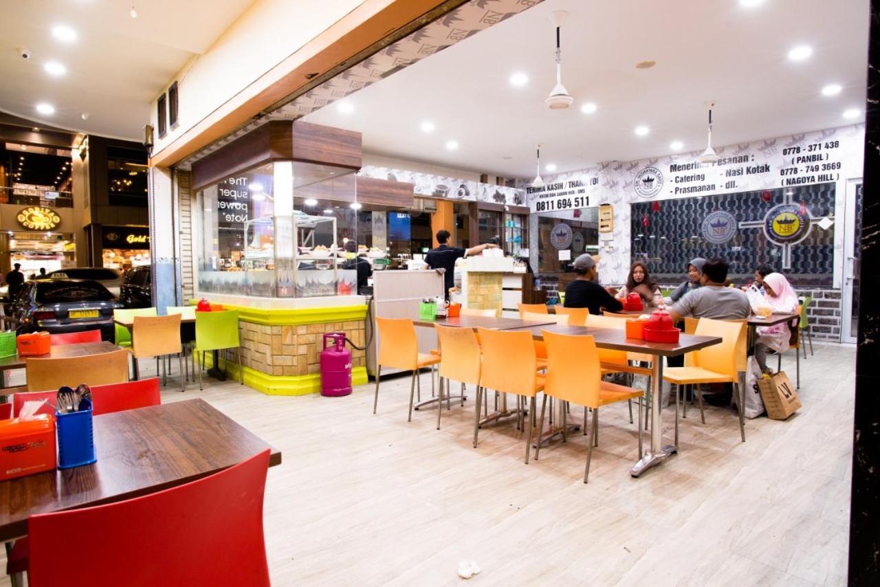 Ak Hotel Nagoya Hill Batam Екстер'єр фото